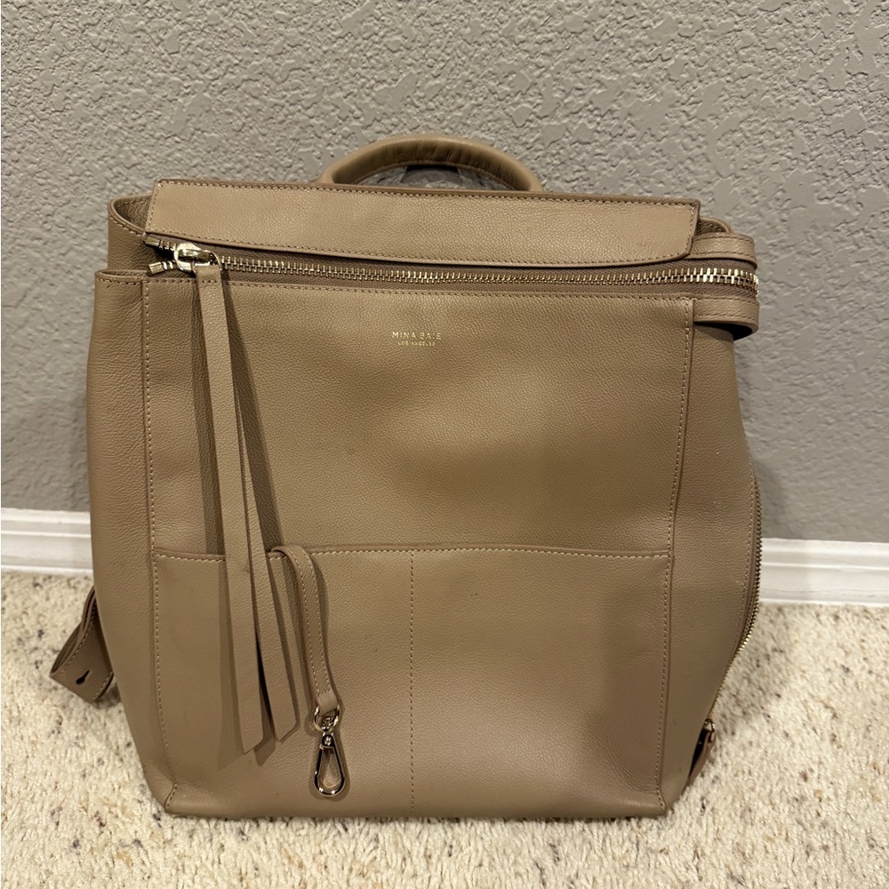 Mina Baie Harper Midi Leather Backpack with dust bag and guitar strap